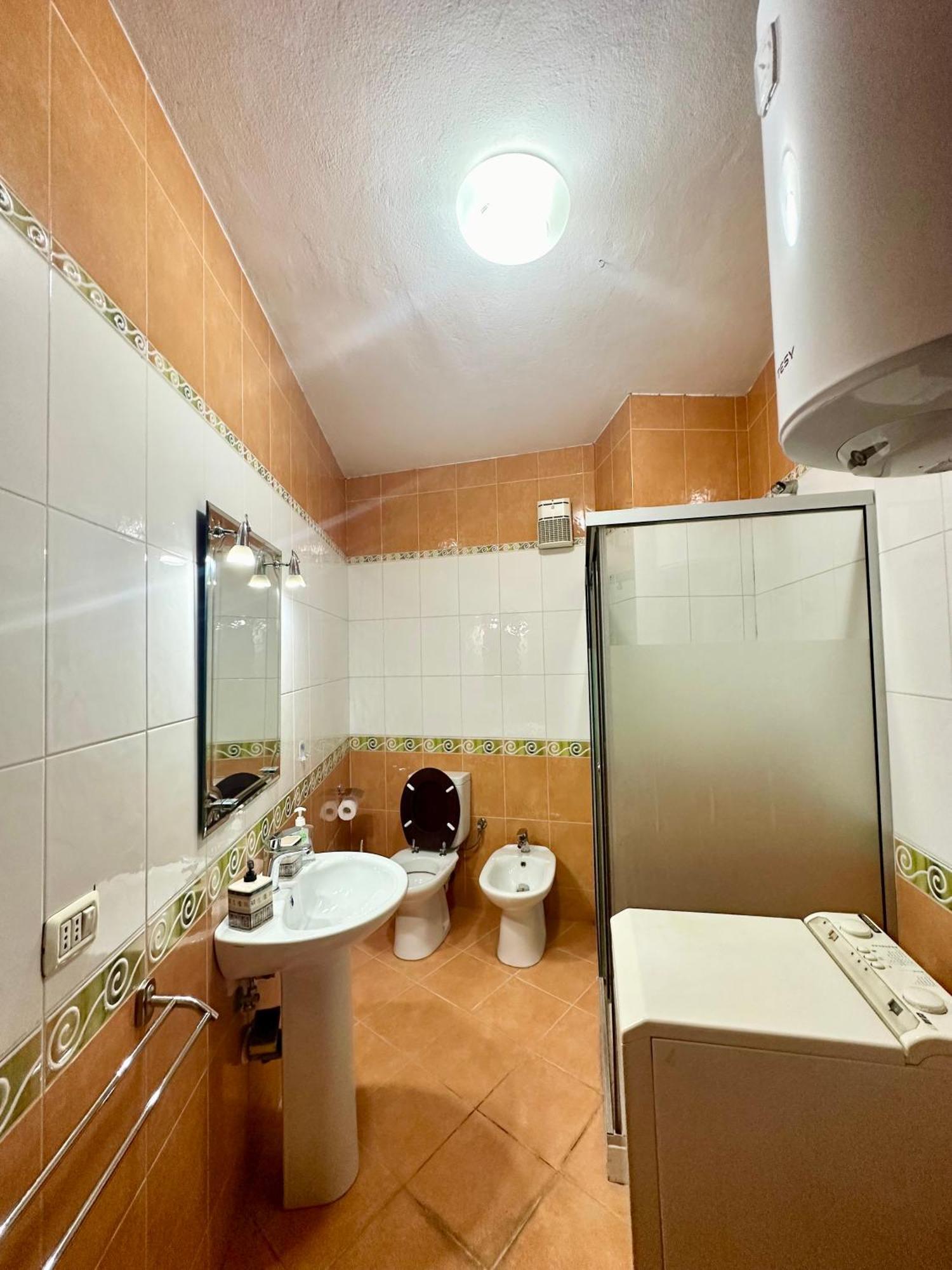 Kk Apartment Air Albania-Centrally Located Tiranë Luaran gambar