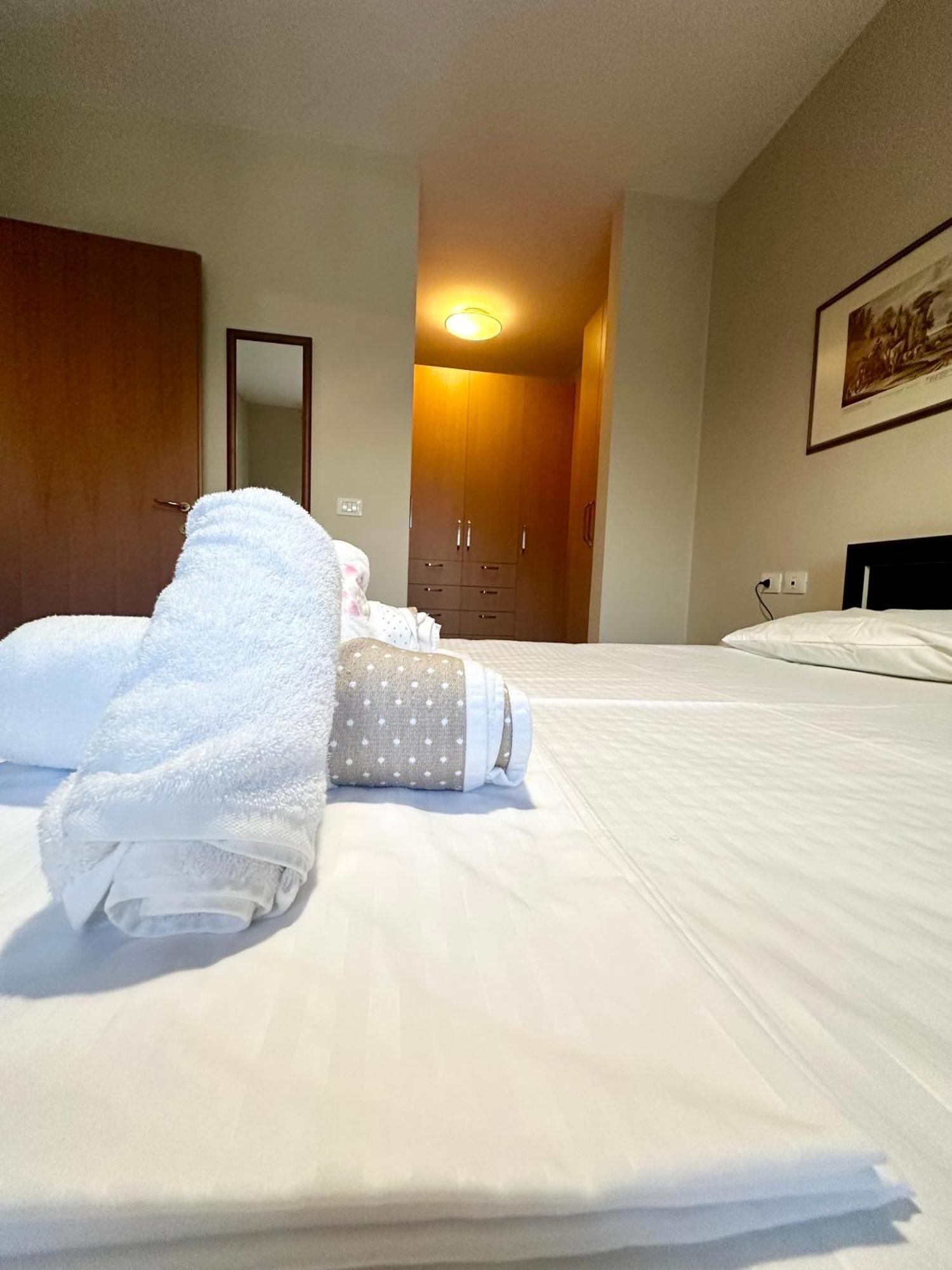 Kk Apartment Air Albania-Centrally Located Tiranë Luaran gambar